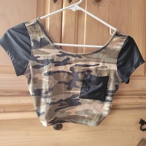 Camo crop top